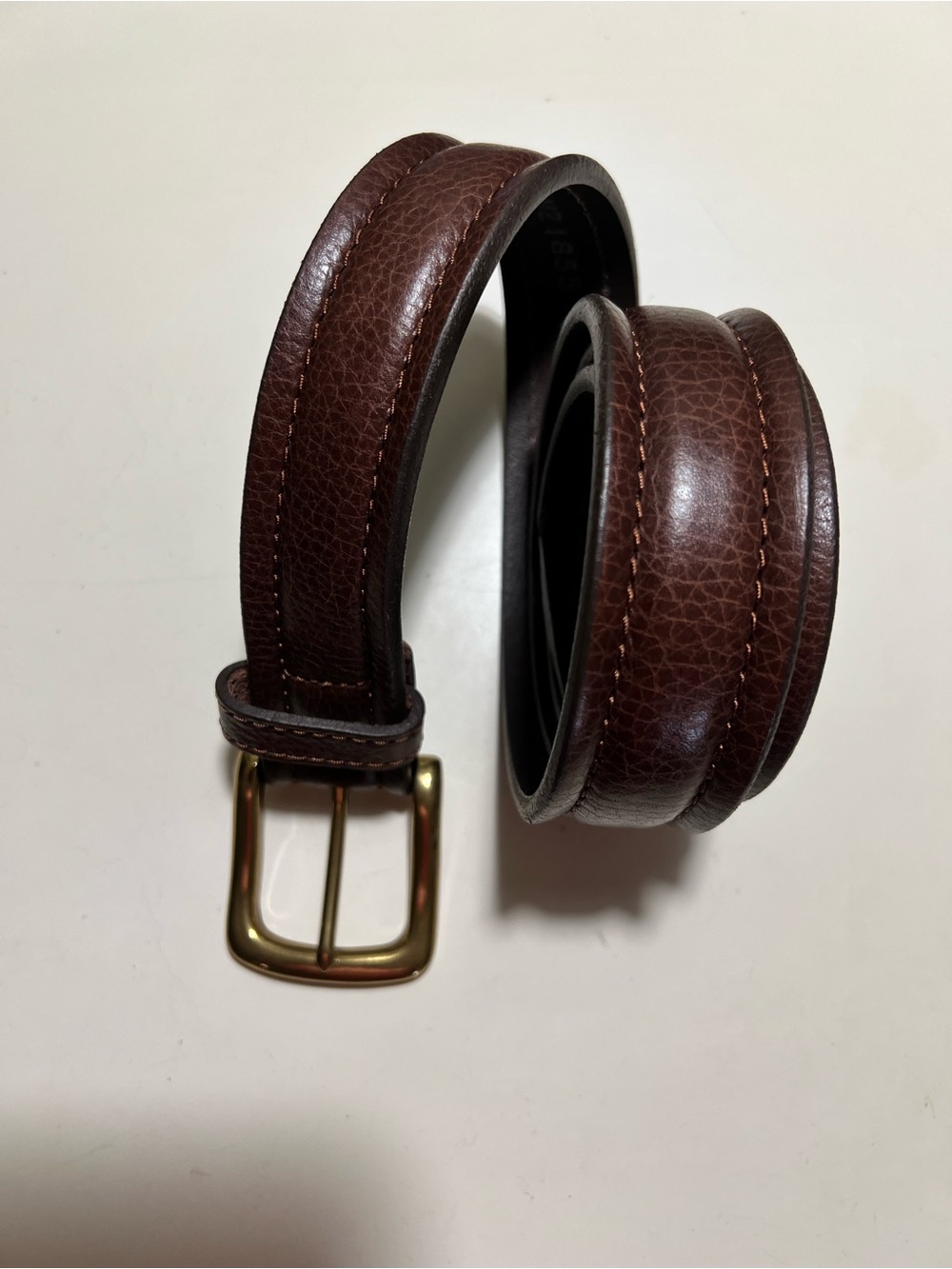 Men’s Brighton deep brown leather
Belt in size 38 brass square buckle
Made USA